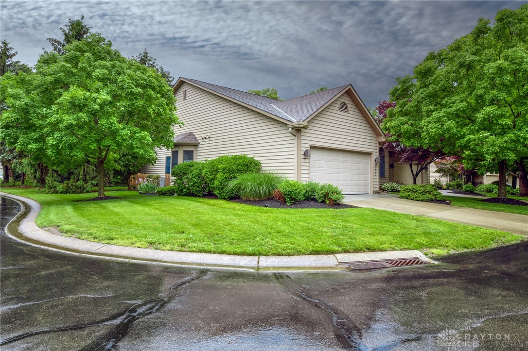4826 Beechwood Lane, Middletown, Ohio image 4
