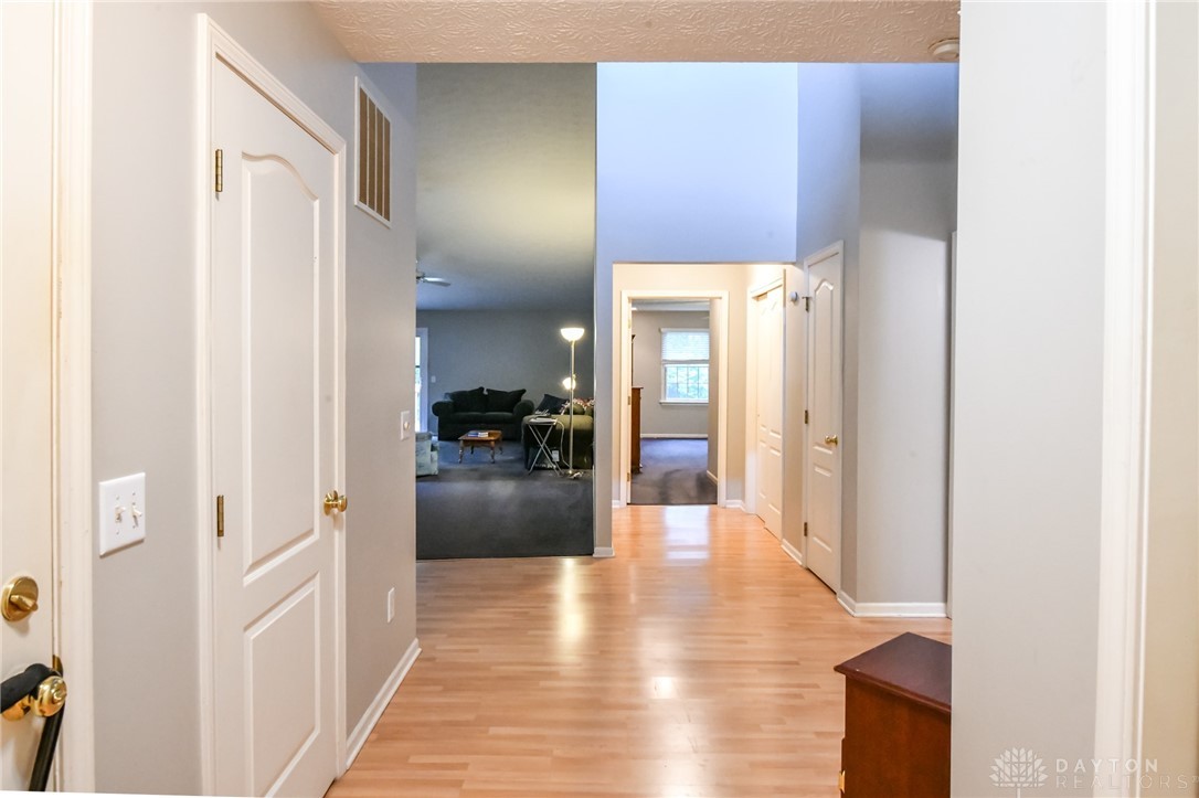 4826 Beechwood Lane, Middletown, Ohio image 7