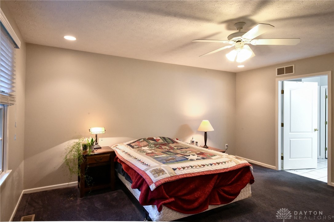 4826 Beechwood Lane, Middletown, Ohio image 25