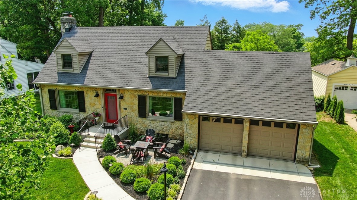 1955 Oak Knoll Drive, Springfield, Ohio image 2