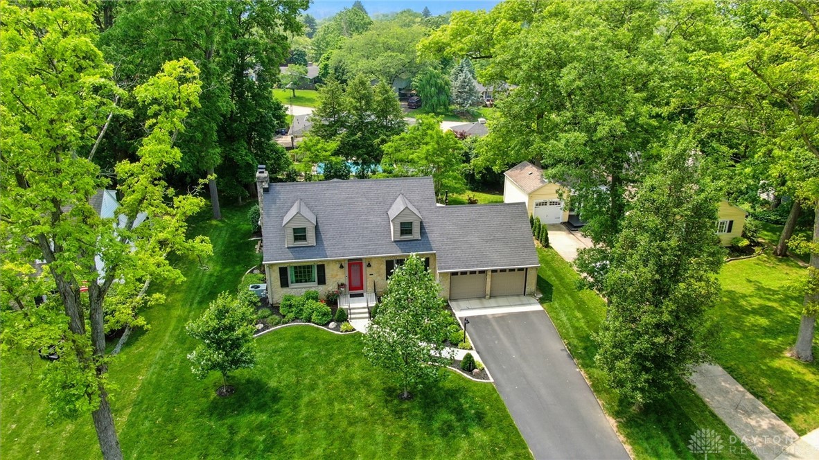 1955 Oak Knoll Drive, Springfield, Ohio image 3