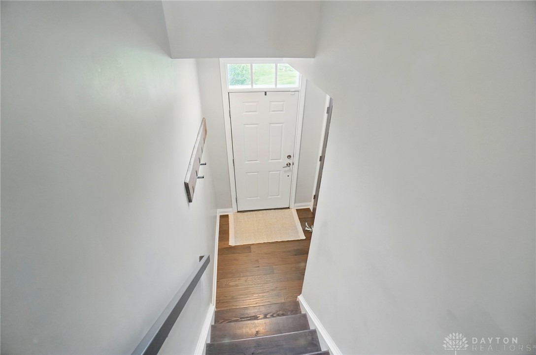 1205 Parklake Row, Springboro, Ohio image 7