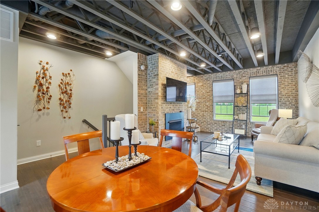 1205 Parklake Row, Springboro, Ohio image 29