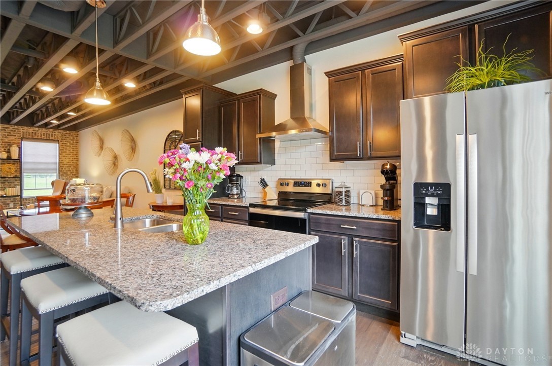 1205 Parklake Row, Springboro, Ohio image 25