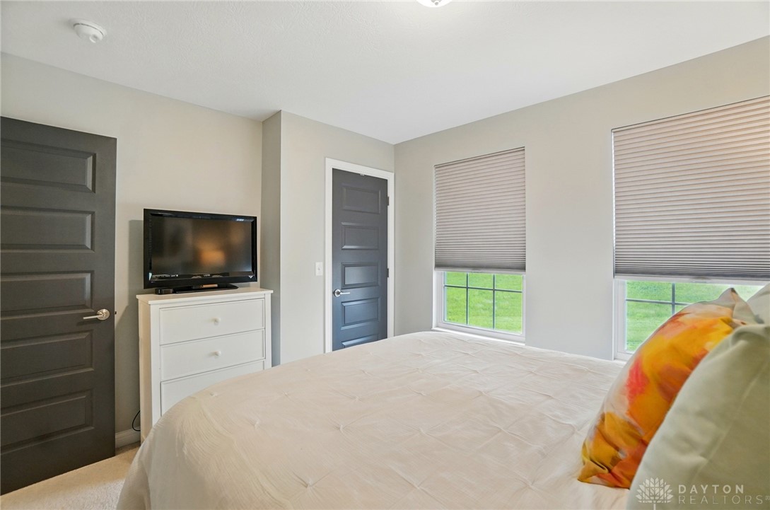 1205 Parklake Row, Springboro, Ohio image 44
