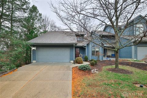 Photo of 4823 Beechwood Lane #28, Middletown, OH 45042 (MLS # 949305)