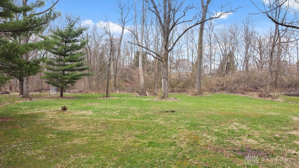 2099 Van Oss Drive, Beavercreek, Ohio image 20