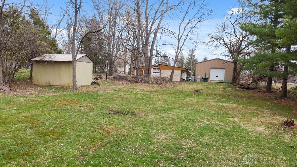 2099 Van Oss Drive, Beavercreek, Ohio image 23