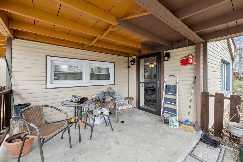 2099 Van Oss Drive, Beavercreek, Ohio image 4