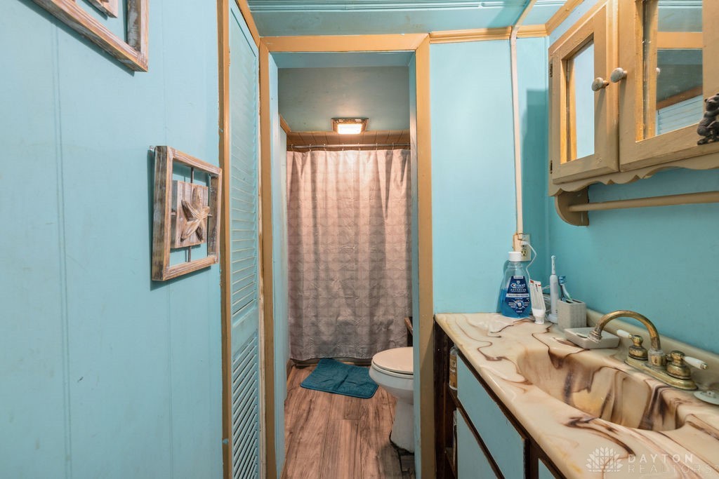 2099 Van Oss Drive, Beavercreek, Ohio image 11