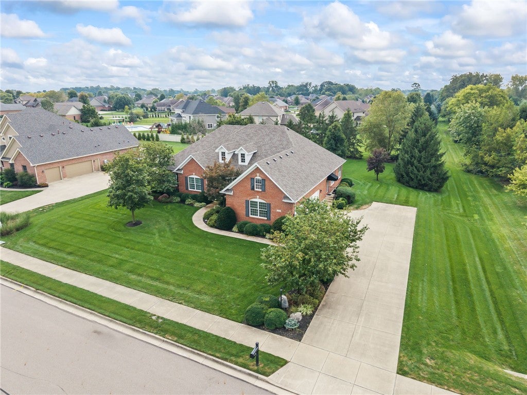 2730 Meadowpoint Drive
