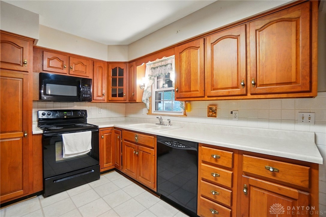 4409 Hannah Drive, Middletown, Ohio image 13