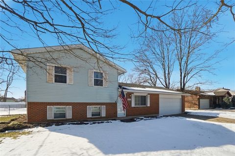 Photo of 3835 Schroeder Drive, Fairfield Twp, OH 45011 (MLS # 952368)