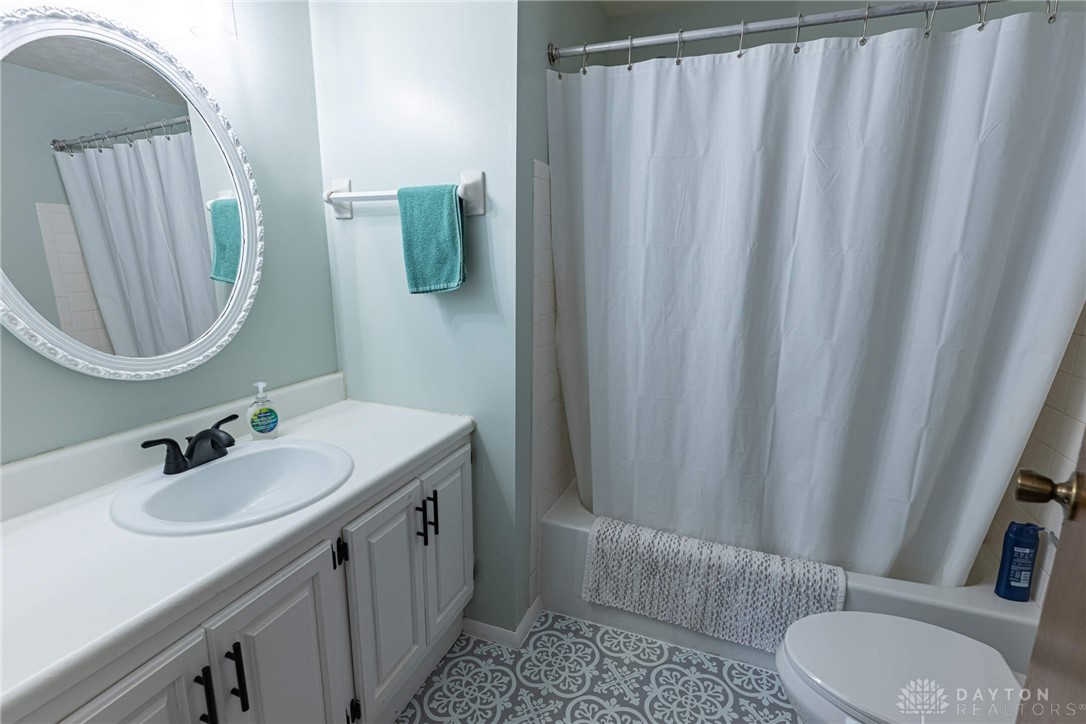 2547 Ryan Court, Beavercreek, Ohio image 22