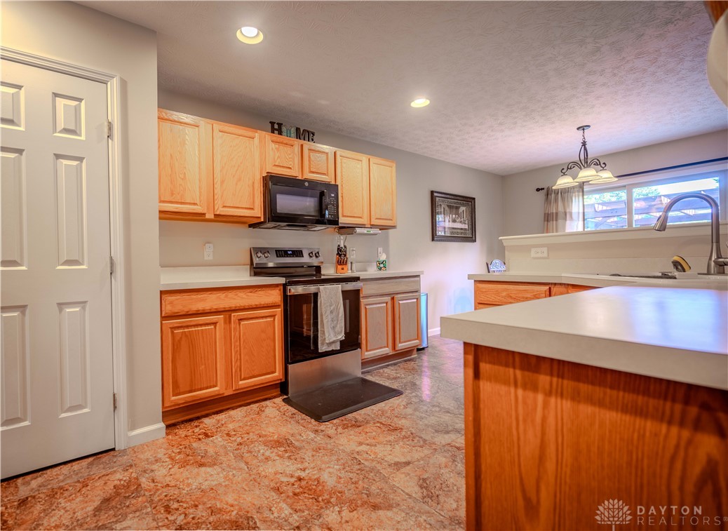 Tipp City, Ohio 45371, United States, 3 Bedrooms Bedrooms, ,3 BathroomsBathrooms,Residential,Active,229746