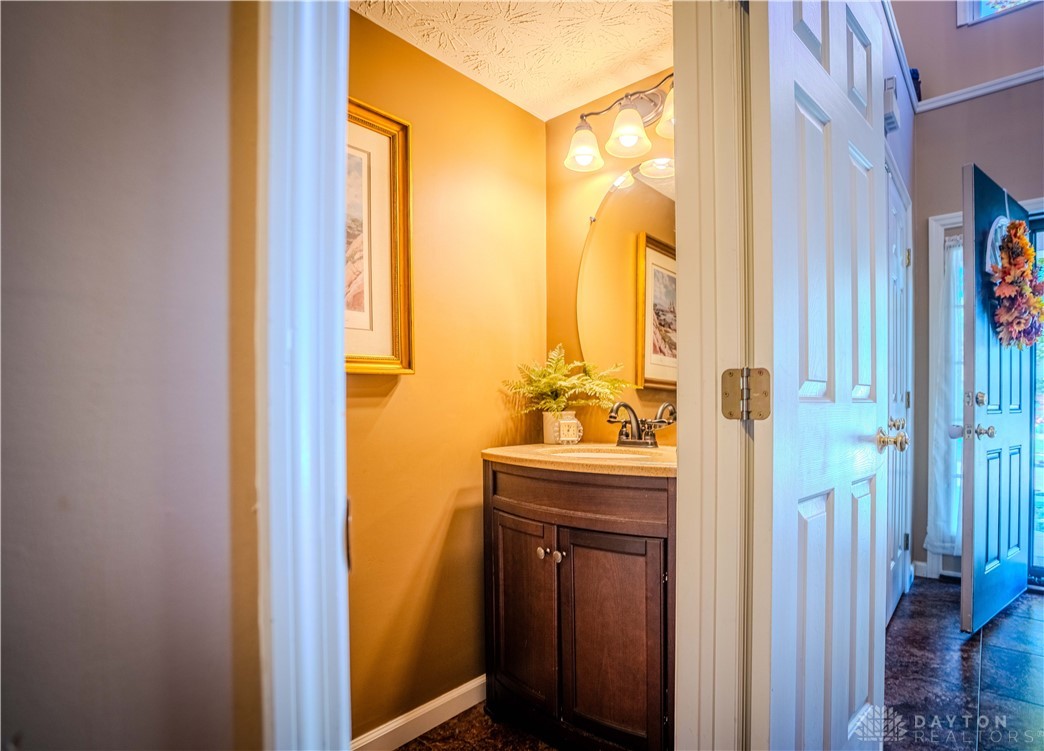 Tipp City, Ohio 45371, United States, 3 Bedrooms Bedrooms, ,3 BathroomsBathrooms,Residential,Active,229746