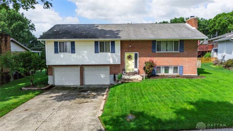 Homes For Sale - 717 E Mcguire Street<br/> Miamisburg, OH 45342