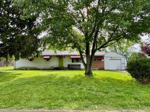 Photo of 614 Bonnycastle Avenue, Englewood, OH 45322 (MLS # 958336)