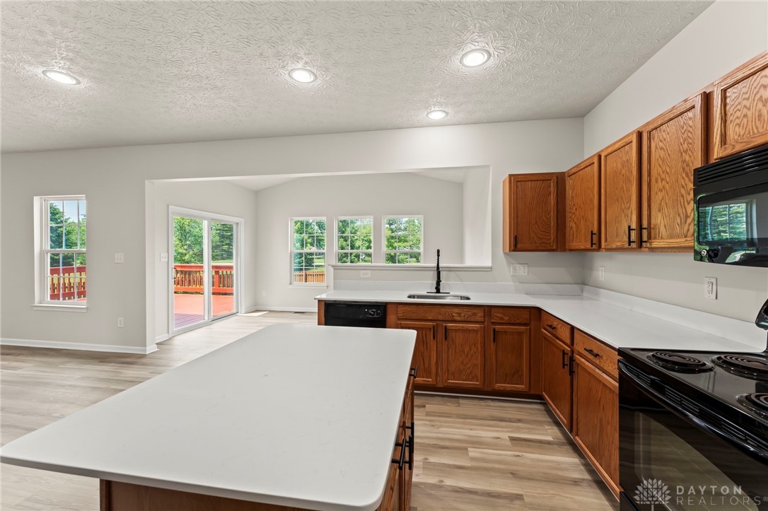 1319 Artesian Lane, Fairborn, Ohio image 16