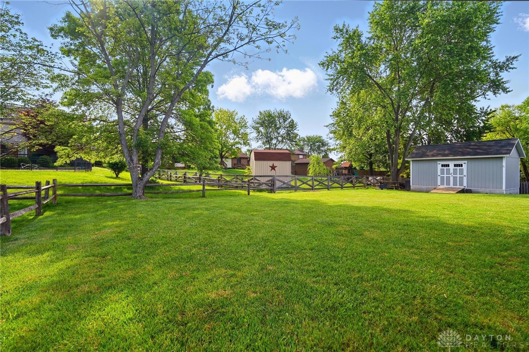 601 Tara Oaks Drive, Middletown, Ohio image 34