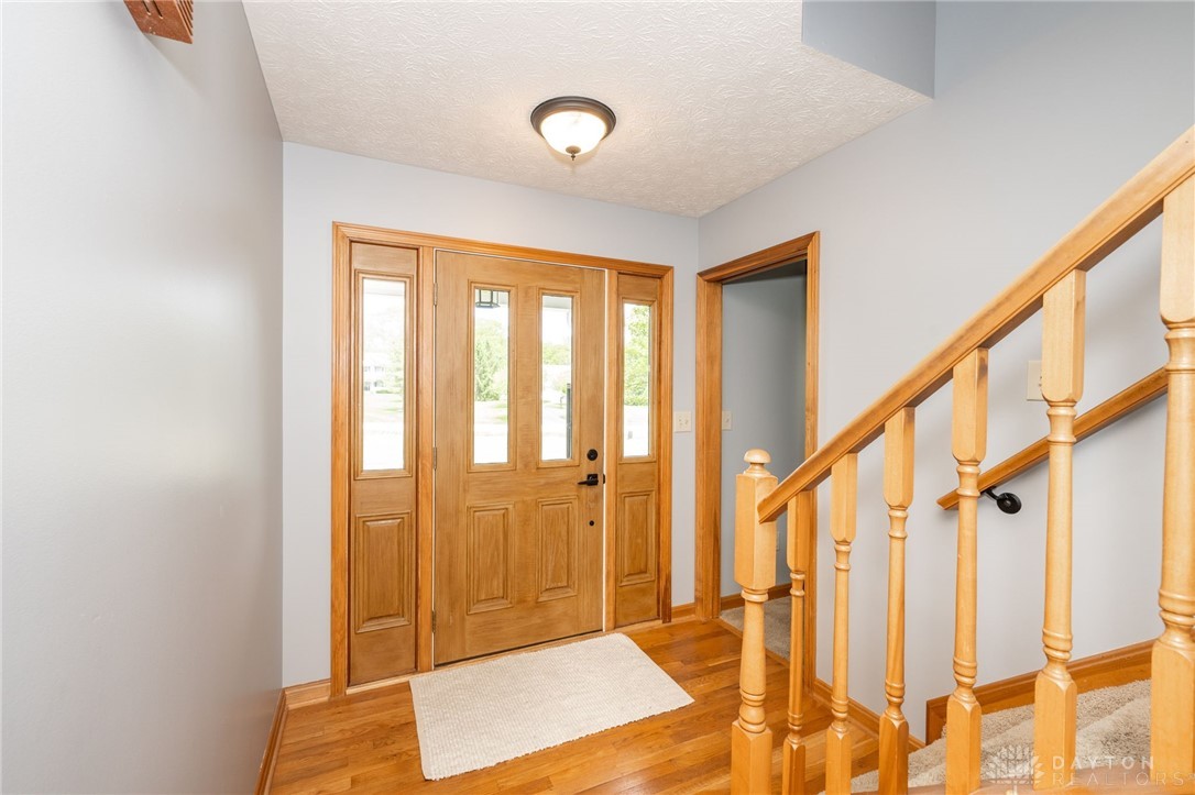 143 Summerfield Lane, Lebanon, Ohio image 3