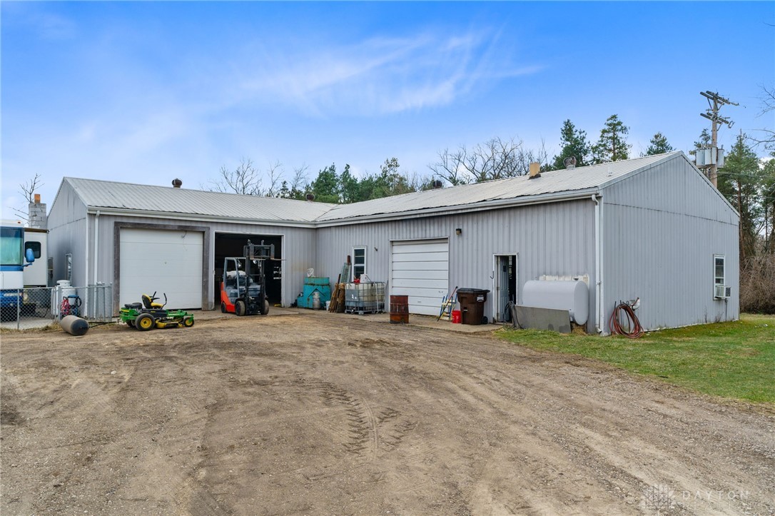 6384 Heffner Road, Tipp City, Ohio image 29