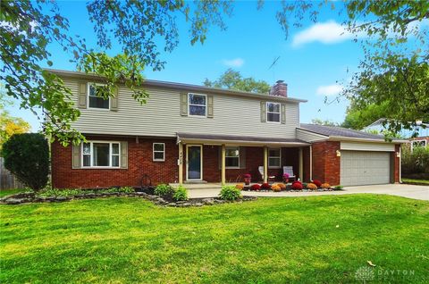 Photo of 4408 Glenheath Drive, Dayton, OH 45440 (MLS # 946344)