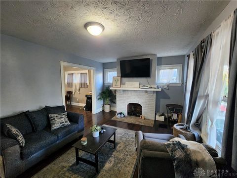 Tiny photo for 133 Linsan Court, Dayton, OH 45410 (MLS # 945249)