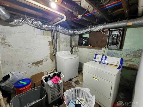 Tiny photo for 133 Linsan Court, Dayton, OH 45410 (MLS # 945249)