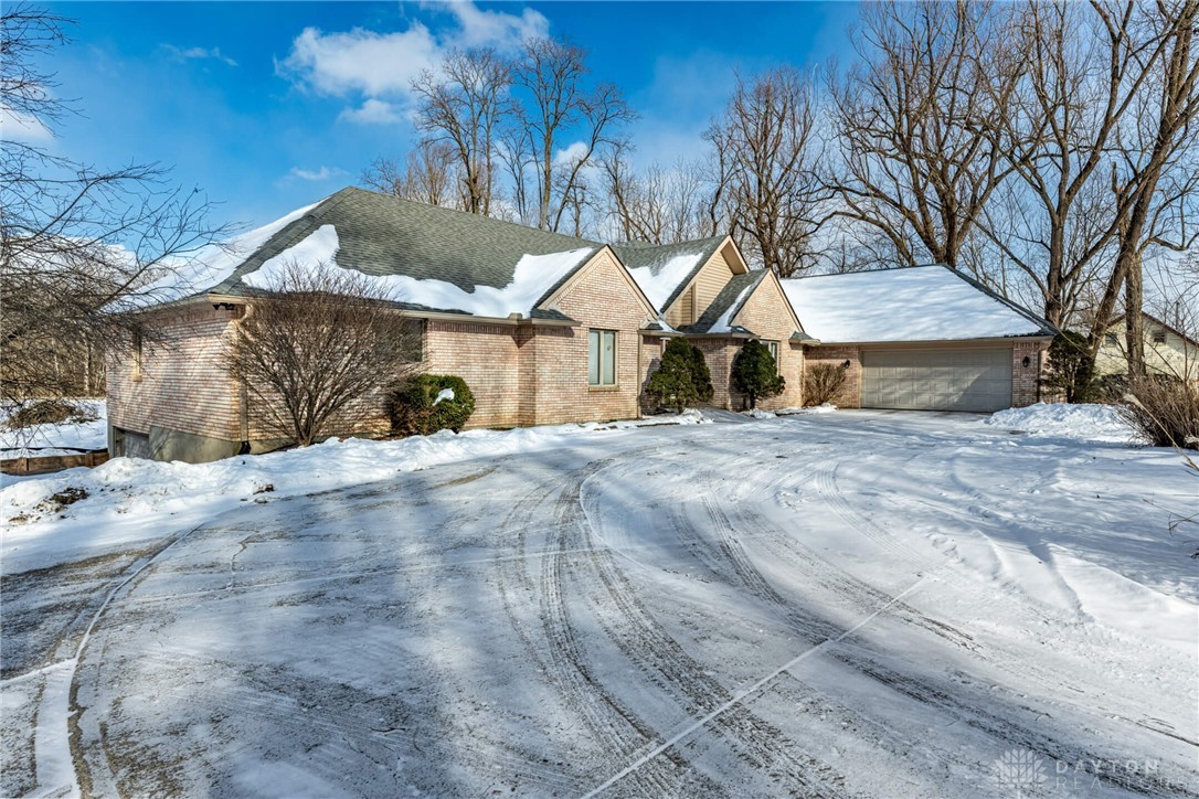 2970 Shakertown Road, Beavercreek, Ohio image 1