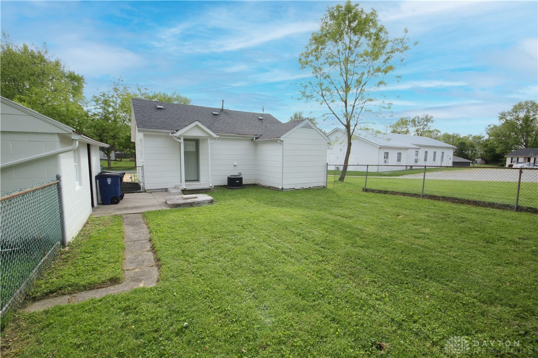247 B Street, Wilmington, Ohio image 27