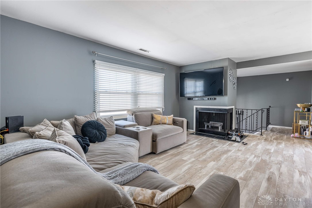 5515 Salem Bend Drive, Dayton, Ohio image 4