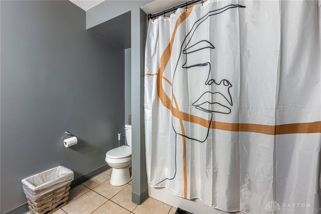 5515 Salem Bend Drive, Dayton, Ohio image 13