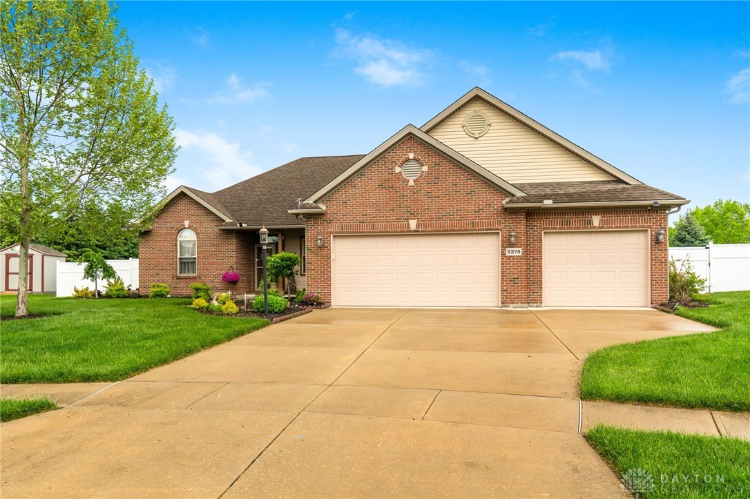 2378 Cheviot Hills Lane, Vandalia, Ohio image 1