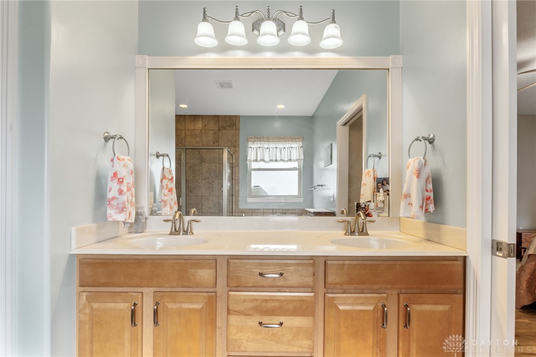 2378 Cheviot Hills Lane, Vandalia, Ohio image 38