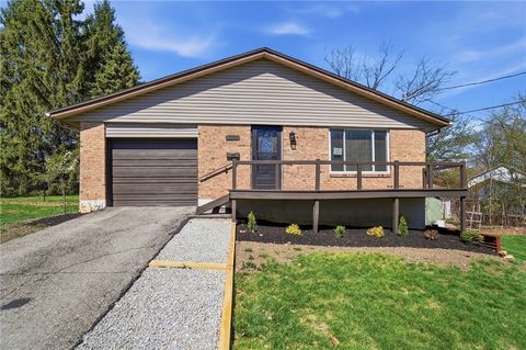 Photo of 1337 Heatherdale Drive, Kettering, OH 45429 (MLS # 956135)