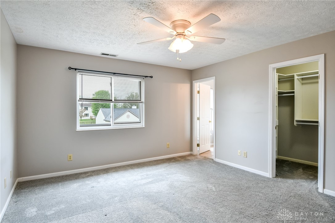 1363 Lamplighter Lane, Fairborn, Ohio image 29