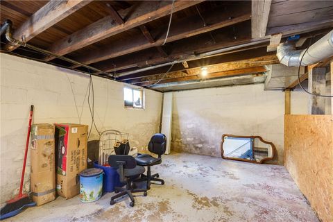Tiny photo for 2702 Maplewood Avenue, Springfield, OH 45505 (MLS # 945535)