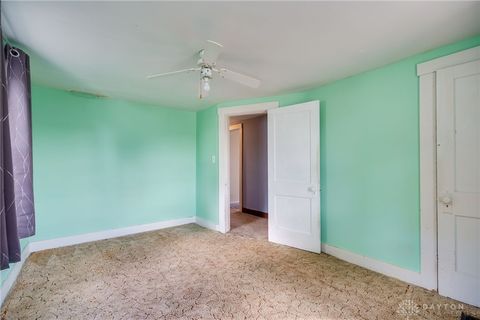 Tiny photo for 2702 Maplewood Avenue, Springfield, OH 45505 (MLS # 945535)