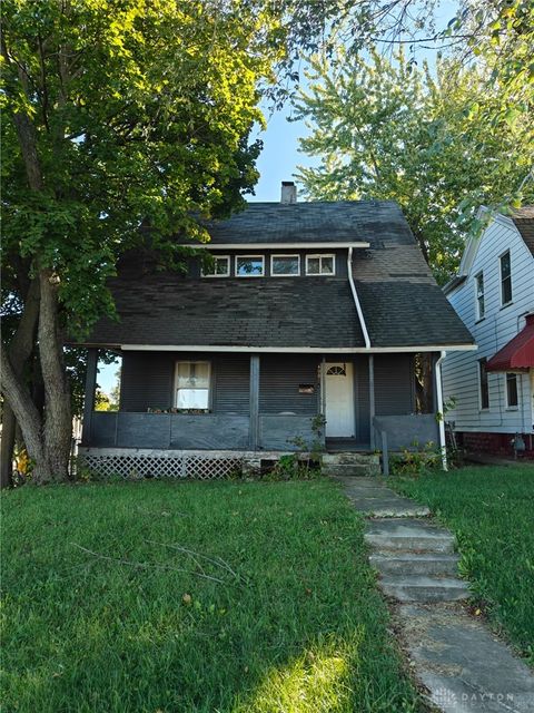 Photo of 400 Dearborn Avenue, Dayton, OH 45417 (MLS # 946886)