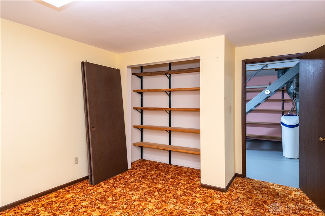 2461 Coldsprings Drive, Beavercreek, Ohio image 33