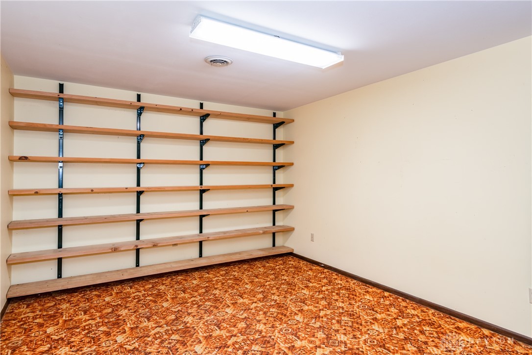 2461 Coldsprings Drive, Beavercreek, Ohio image 32