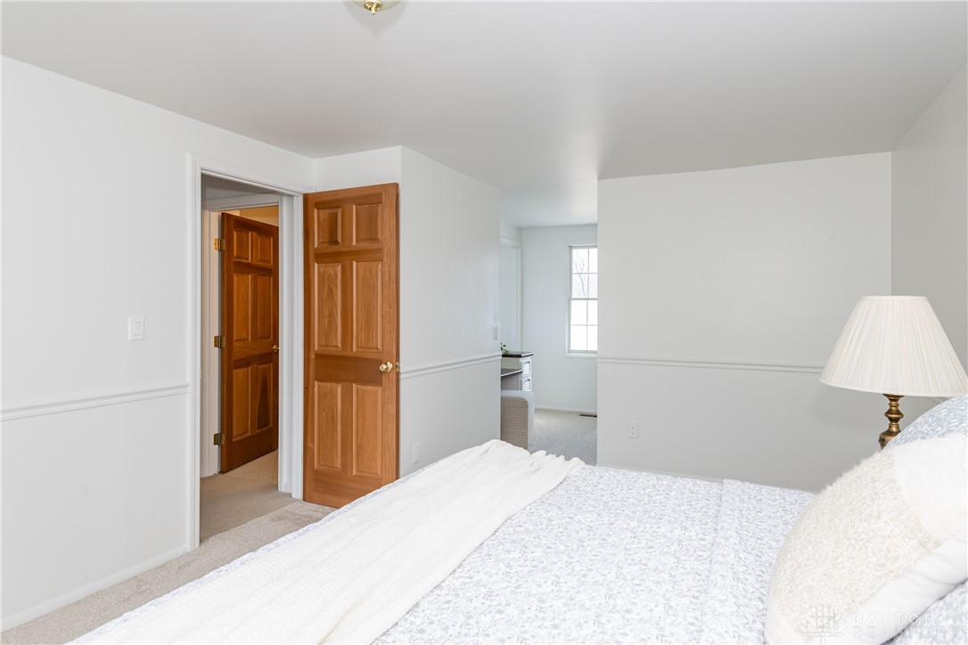 2461 Coldsprings Drive, Beavercreek, Ohio image 36
