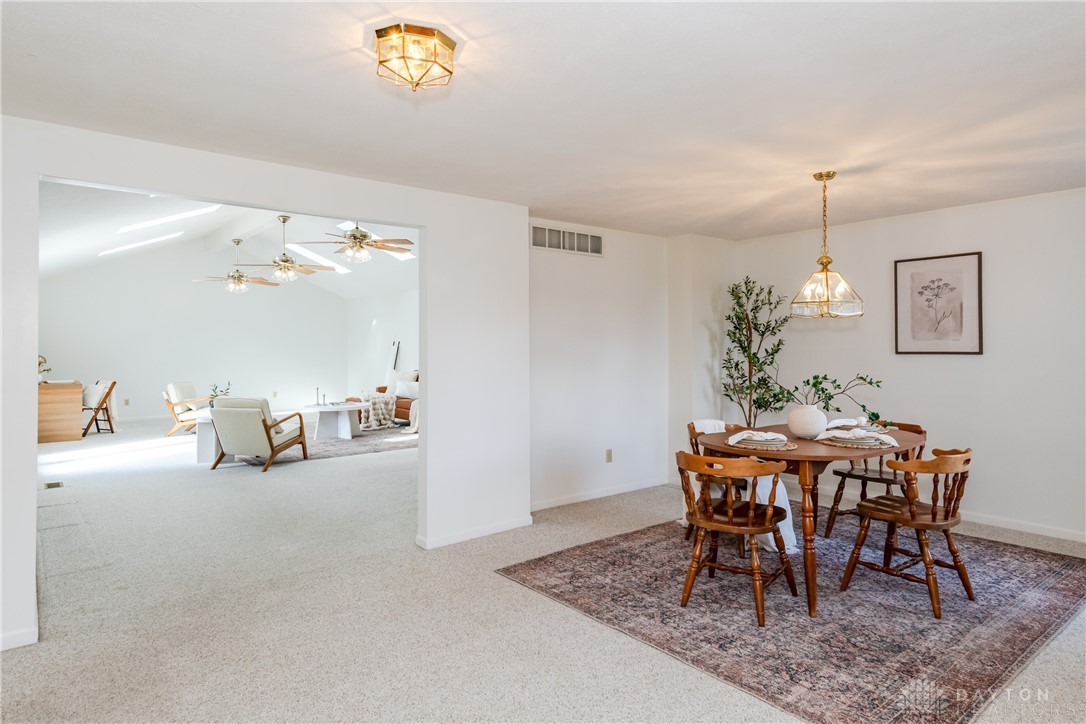 2461 Coldsprings Drive, Beavercreek, Ohio image 11
