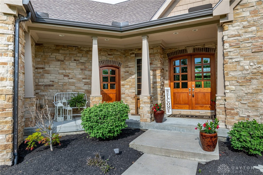 7510 Country Brook Court, Springboro, Ohio image 5