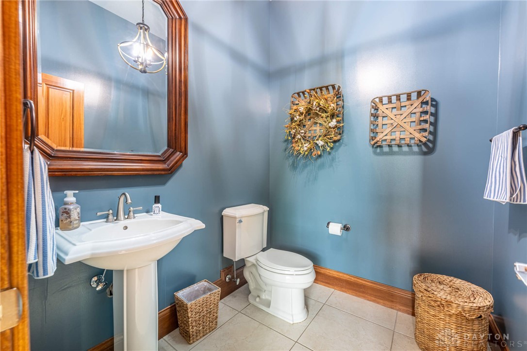 7510 Country Brook Court, Springboro, Ohio image 43