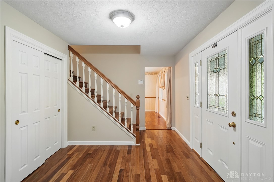 2337 Eastwind Drive, Beavercreek, Ohio image 7