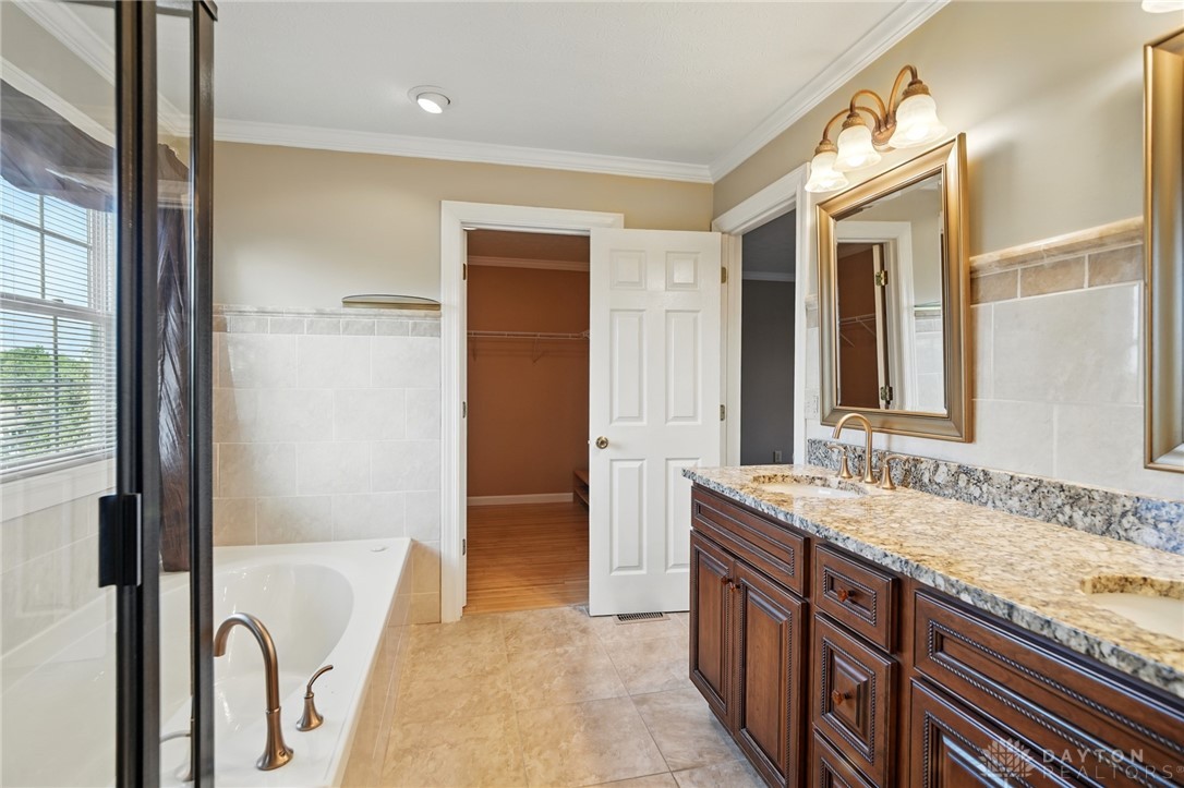 2337 Eastwind Drive, Beavercreek, Ohio image 29