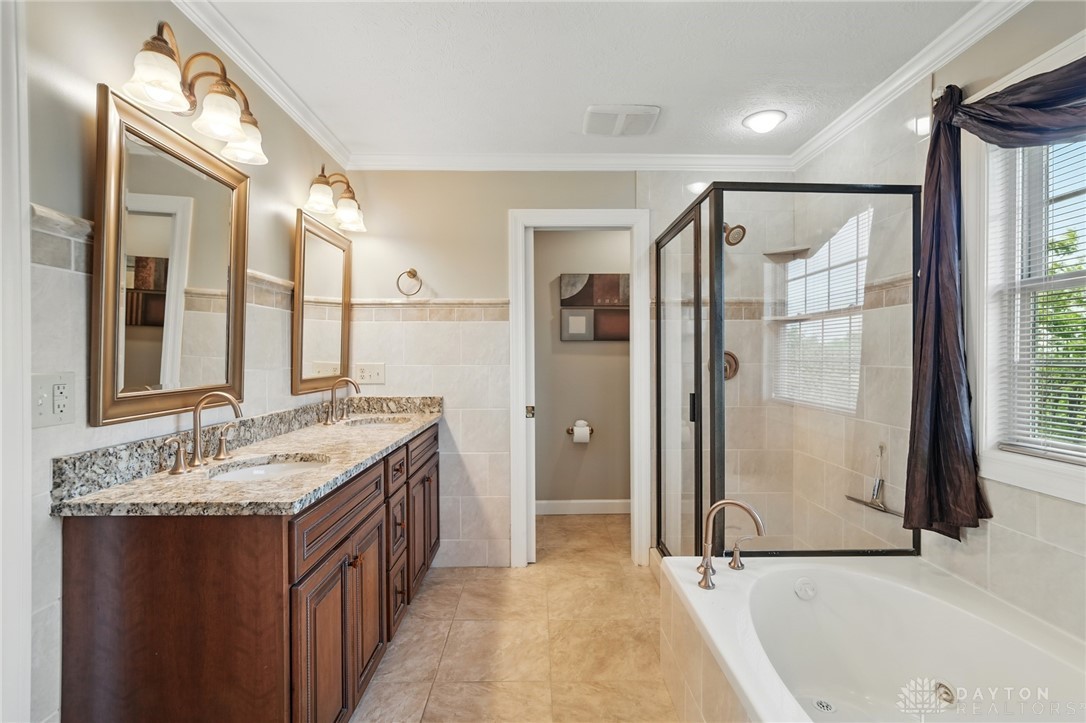 2337 Eastwind Drive, Beavercreek, Ohio image 28