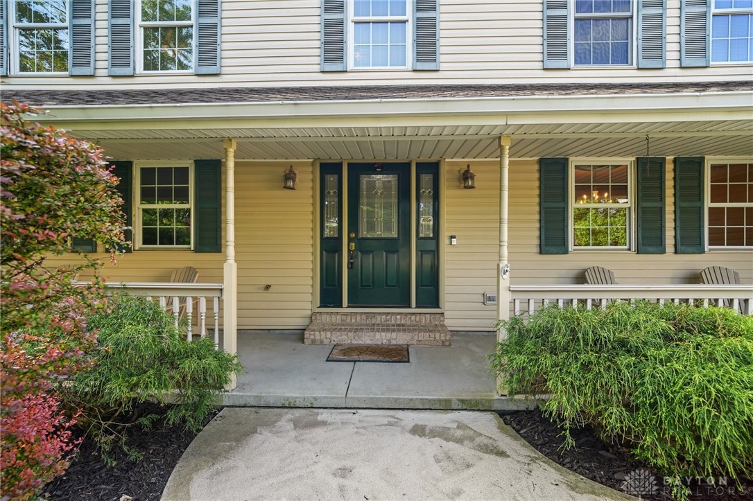 2337 Eastwind Drive, Beavercreek, Ohio image 2